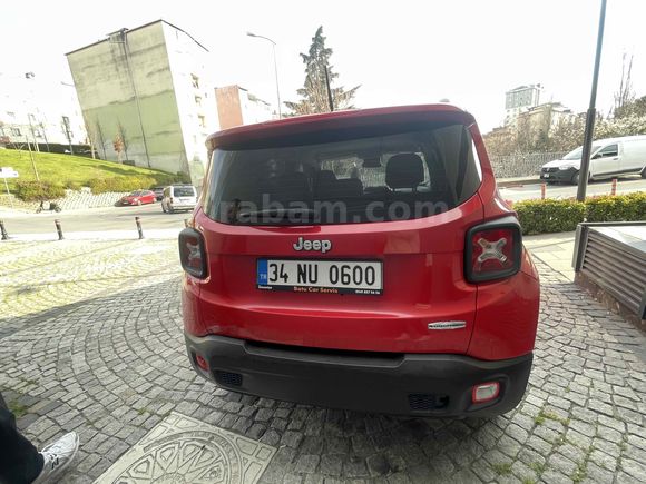 Sahibinden Jeep Renegade 1.6 MultiJet Longitude 2017 Model  tüm ağır bakımları yaptırıldı.