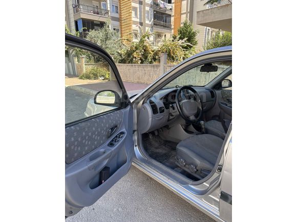 Sahibinden Hyundai Accent 1.3 Admire 2006 Model 