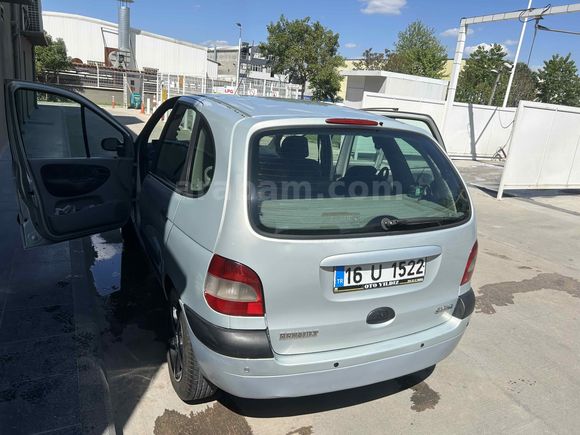 Sahibinden Renault Scenic 1.6 RXT 2000 Model 