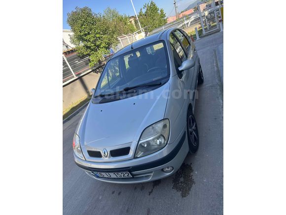 Sahibinden Renault Scenic 1.6 RXT 2000 Model 