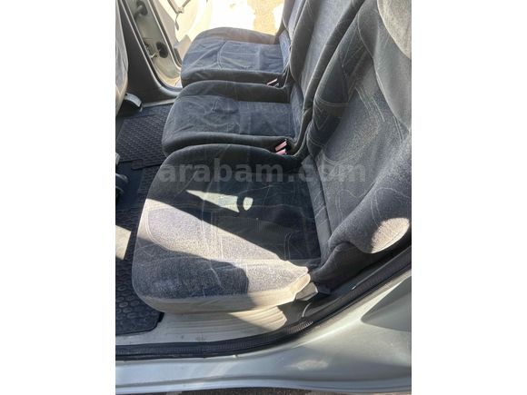 Sahibinden Renault Scenic 1.6 RXT 2000 Model 