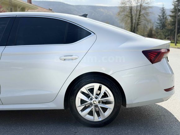 Sahibinden Skoda Octavia 1.0 e-Tec Premium 2021 Model 