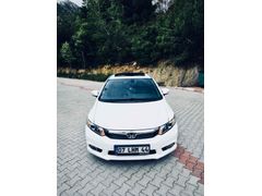 Sahibinden  HATASIZ BOYASIZ TRAMERSİZ HONDA  Civic 1.6i VTEC Eco Elegance 2012 Model 40.yıl 