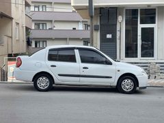 Sahibinden Renault Clio 1.4 RNA 2001 Model  350.000 km Beyaz