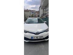 Sahibinden Toyota Auris 1.4 D-4D Active 2015 Model  138.000 km Beyaz