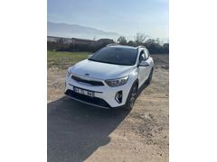 Sahibinden Kia Stonic 1.4 MPI Elegance 2020 Model Kocaeli 105.000 km Beyaz