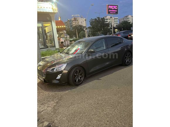 Sahibinden Ford Focus 1.5 Ti-VCT Trend X 2019 Model 