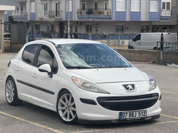 Sahibinden Peugeot 207 1.4 HDi Comfort 2009 Model 
