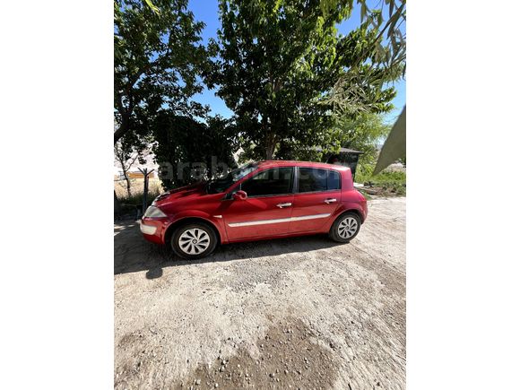 Sahibinden Renault Megane 1.4 Authentique 2004 Model