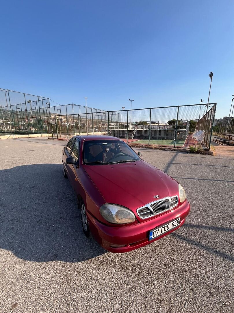 Sahibinden Daewoo Lanos 1.5 SX 1999 Model İzmir 270.000 km Kırmızı 5