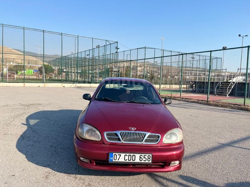 Sahibinden Daewoo Lanos 1.5 SX 1999 Model İzmir 270.000 km Kırmızı