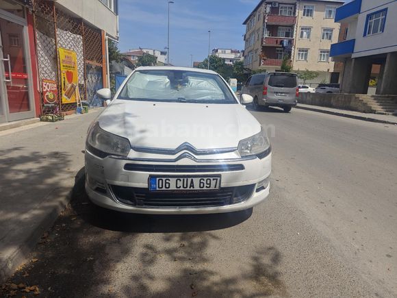 Sahibinden Citroen C5 1.6 e-HDi Executive 2012 Model Kocaeli 257.000 km Beyaz