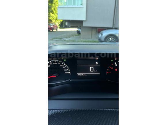Sahibinden Peugeot 2008 1.5 BlueHDI Active 2021 Model 