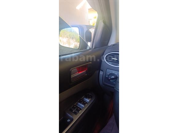 Sahibinden Ford Focus 1.6 Titanium 2010 Model