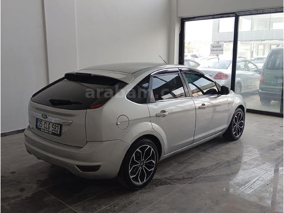Sahibinden Ford Focus 1.6 Titanium 2010 Model