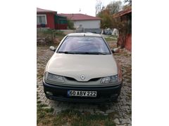 Memurdan Renault Laguna 2.0 RXE 1998 Model
