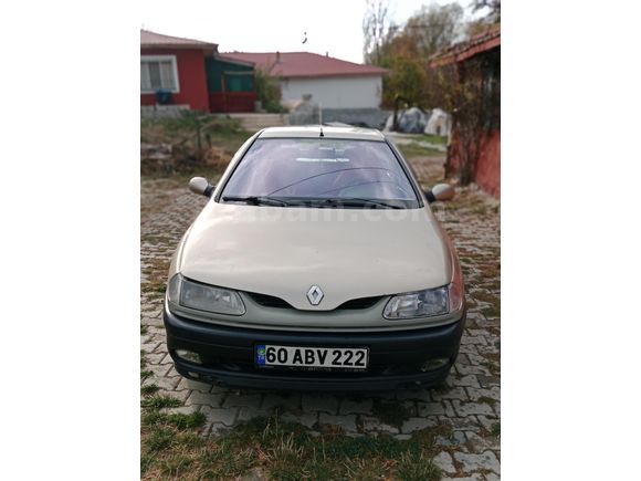 Memurdan Renault Laguna 2.0 RXE 1998 Model