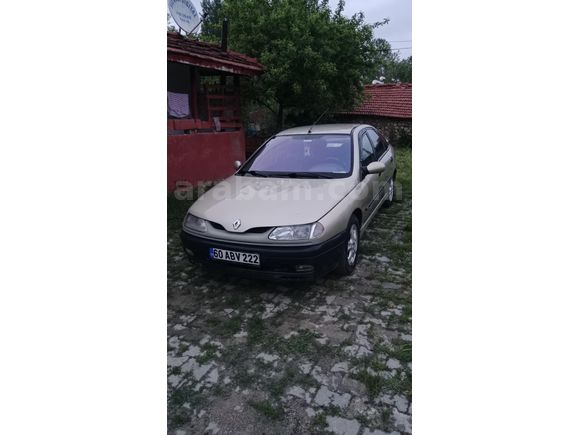 Memurdan Renault Laguna 2.0 RXE 1998 Model