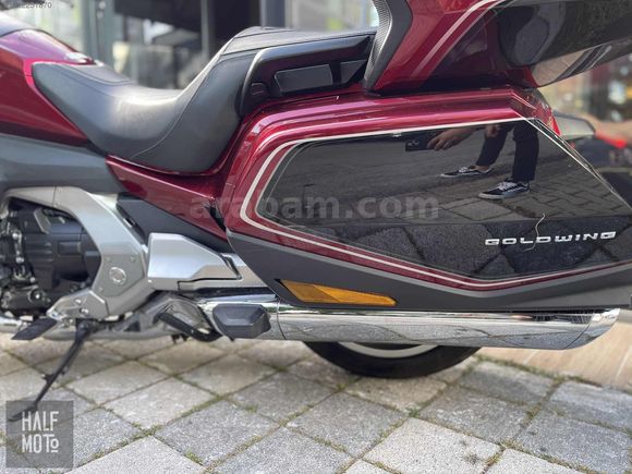 HALF MOTO 2020 HONDA GOLDWİNG GL 1800 DCT