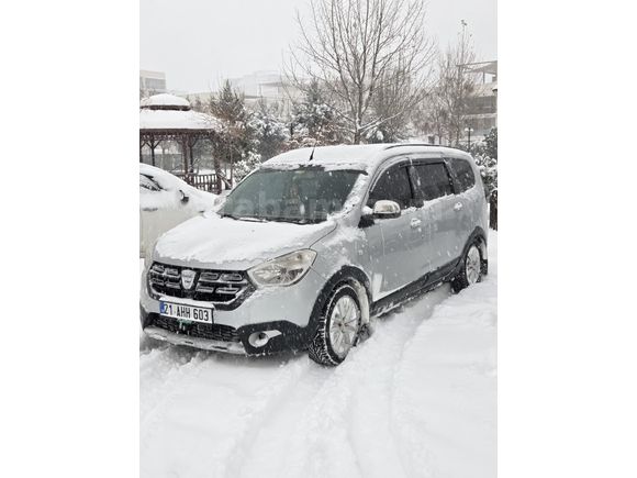 Sahibinden Dacia Lodgy 1.5 dCi Stepway 2017 Model