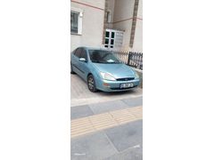 Sahibinden Ford Focus 1.6 Ambiente 2001 Model  218.000 km Yeşil (metalik)