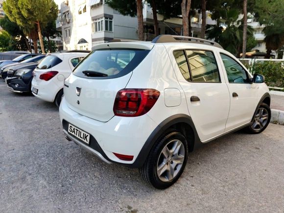 Sahibinden Dacia Sandero 0.9 TCe Stepway Easy-R 2020 Model