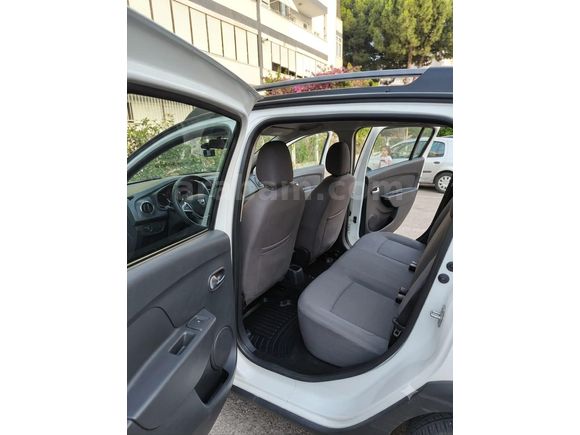 Sahibinden Dacia Sandero 0.9 TCe Stepway Easy-R 2020 Model