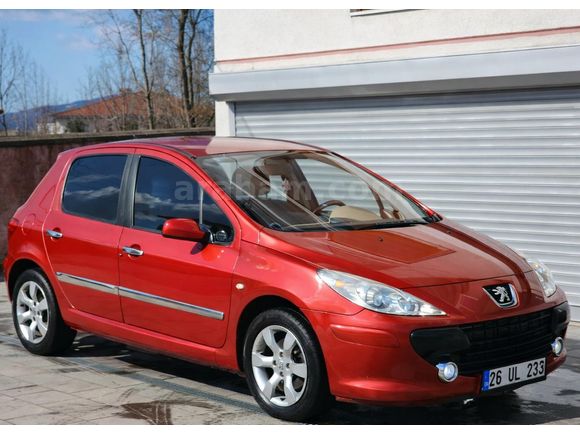 Hatasız Boyasız Özel Araç 307.5 Premium 11 yıllık Sahip 110Hp