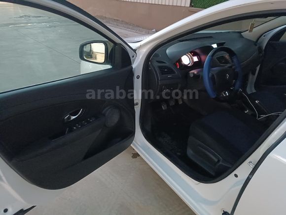 Sahibinden Renault Fluence 1.5 dCi Touch 2015 Model