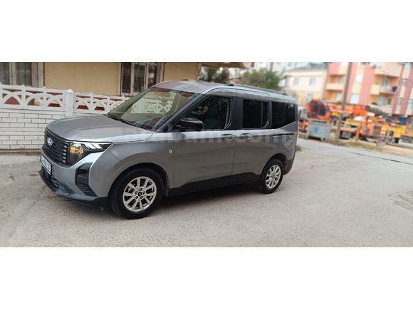 Sahibinden Ford Tourneo Courier 1.5 EcoBlue Titanium 2024 Model