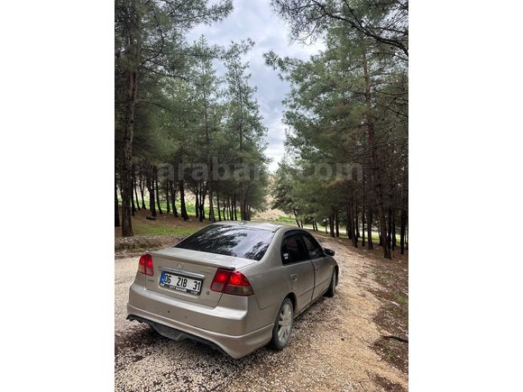 Sahibinden Honda Civic 1.6i VTEC ES 2003 Model
