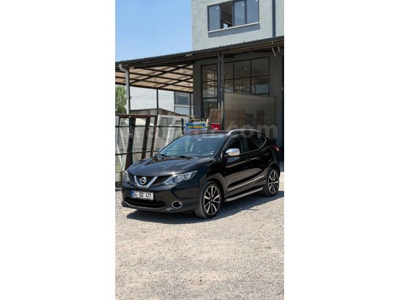 Sahibinden Nissan Qashqai 1.6 dCi Platinum 2014 Model  144.000 km Siyah