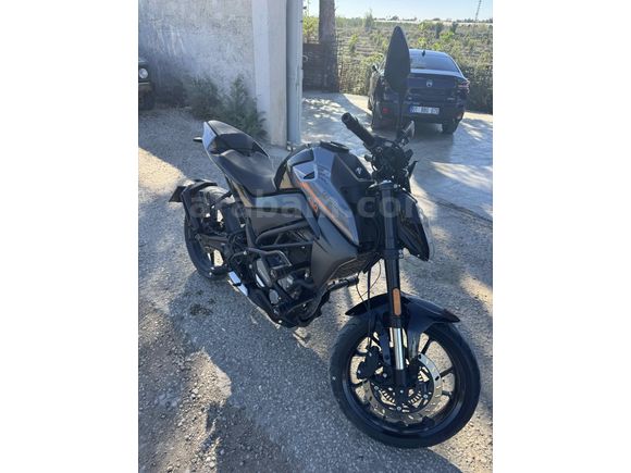 Sahibinden CFmoto 250NK 