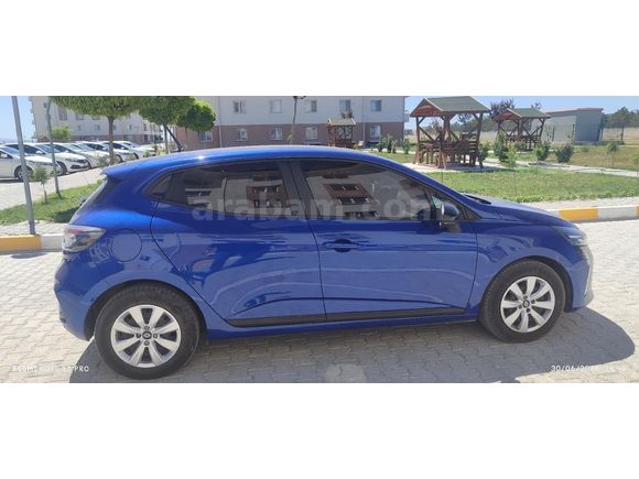 Sahibinden Renault Clio 1.0 TCe Equilibre 2024 Model