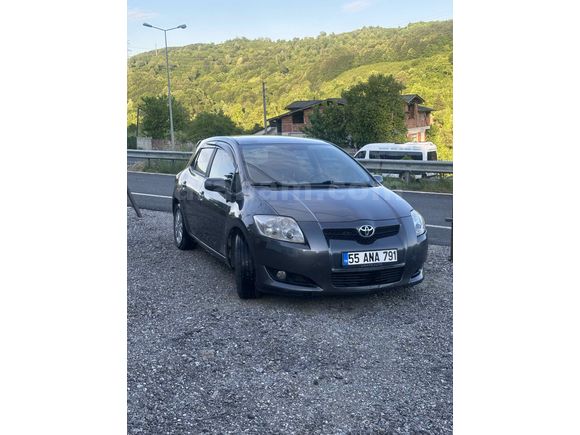 Sahibinden Toyota Auris 1.4 D-4D Comfort 2008 Model 