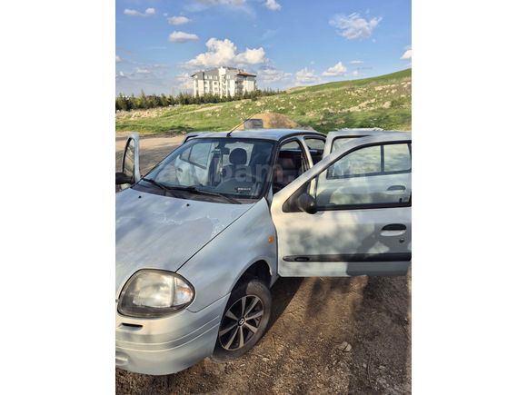 Sahibinden Renault Clio 1.4 RNA 2001 Model