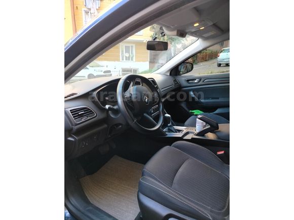 Renault Megane 1.3 Touch 2020 Mode rl)