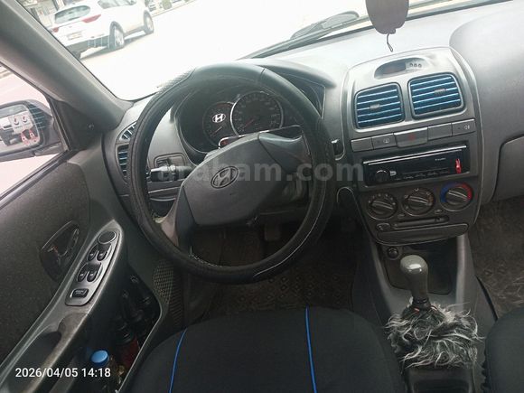Sahibinden Hyundai Accent 1.3 LX 2002 Model