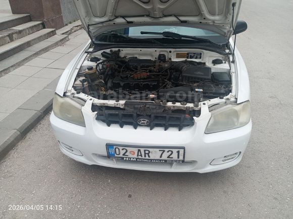 Sahibinden Hyundai Accent 1.3 LX 2002 Model