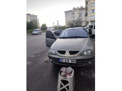 Sahibinden Renault Megane 1.6 RTA 2000 Model 