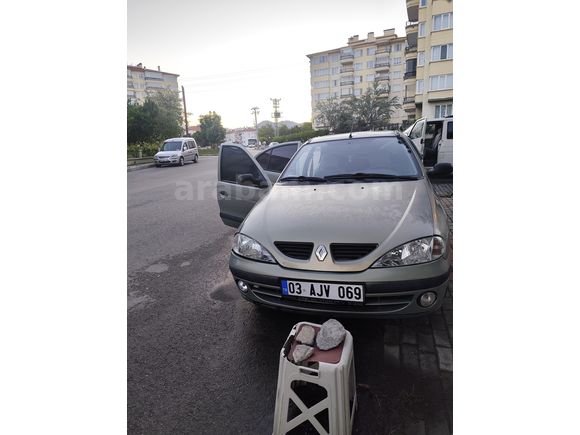Sahibinden Renault Megane 1.6 RTA 2000 Model 