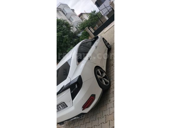 Sahibinden Honda Civic 1.6i VTEC Eco Executive 2018 Model