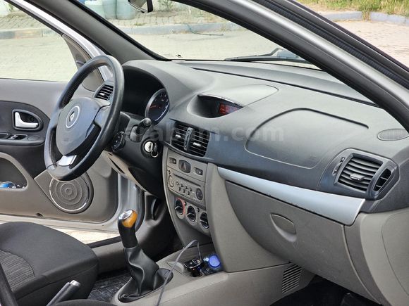 Sahibinden Renault Symbol 1.5 dCi Expression 2012 Model  133.000 km Gri