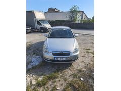 Sahibinden Hyundai Accent Era 1.4 Team 2010 Model  182.000 km Gri (Gümüş)