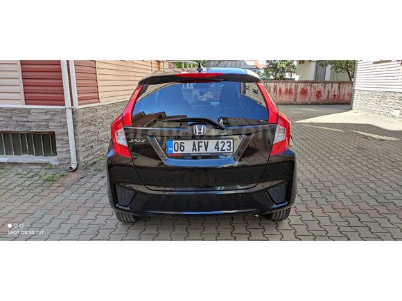 Sahibinden Temiz  Aile Arabası Honda Jazz 1.3 Elegance 2017 Model