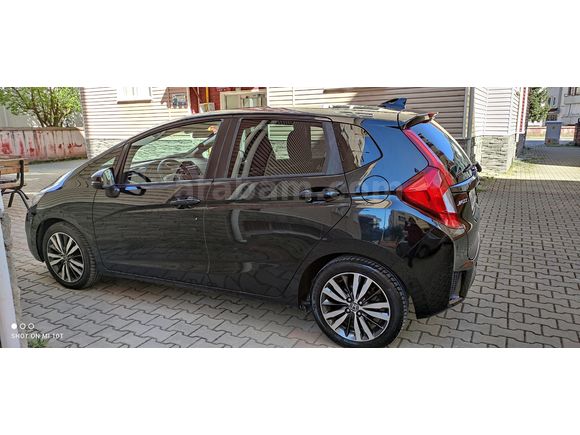 Sahibinden Temiz  Aile Arabası Honda Jazz 1.3 Elegance 2017 Model