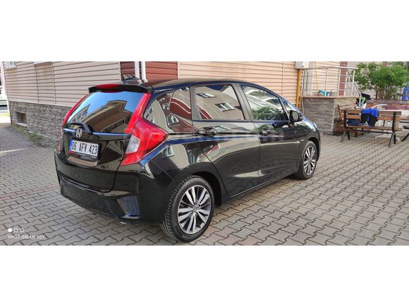 Sahibinden Temiz  Aile Arabası Honda Jazz 1.3 Elegance 2017 Model