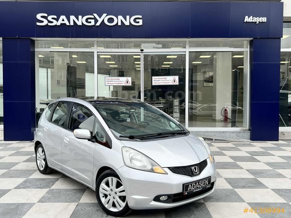 ADAŞEN'den HONDA JAZZ CAM TAVAN OTOMATİK 'K.KARTINA 12 TAKSİT'