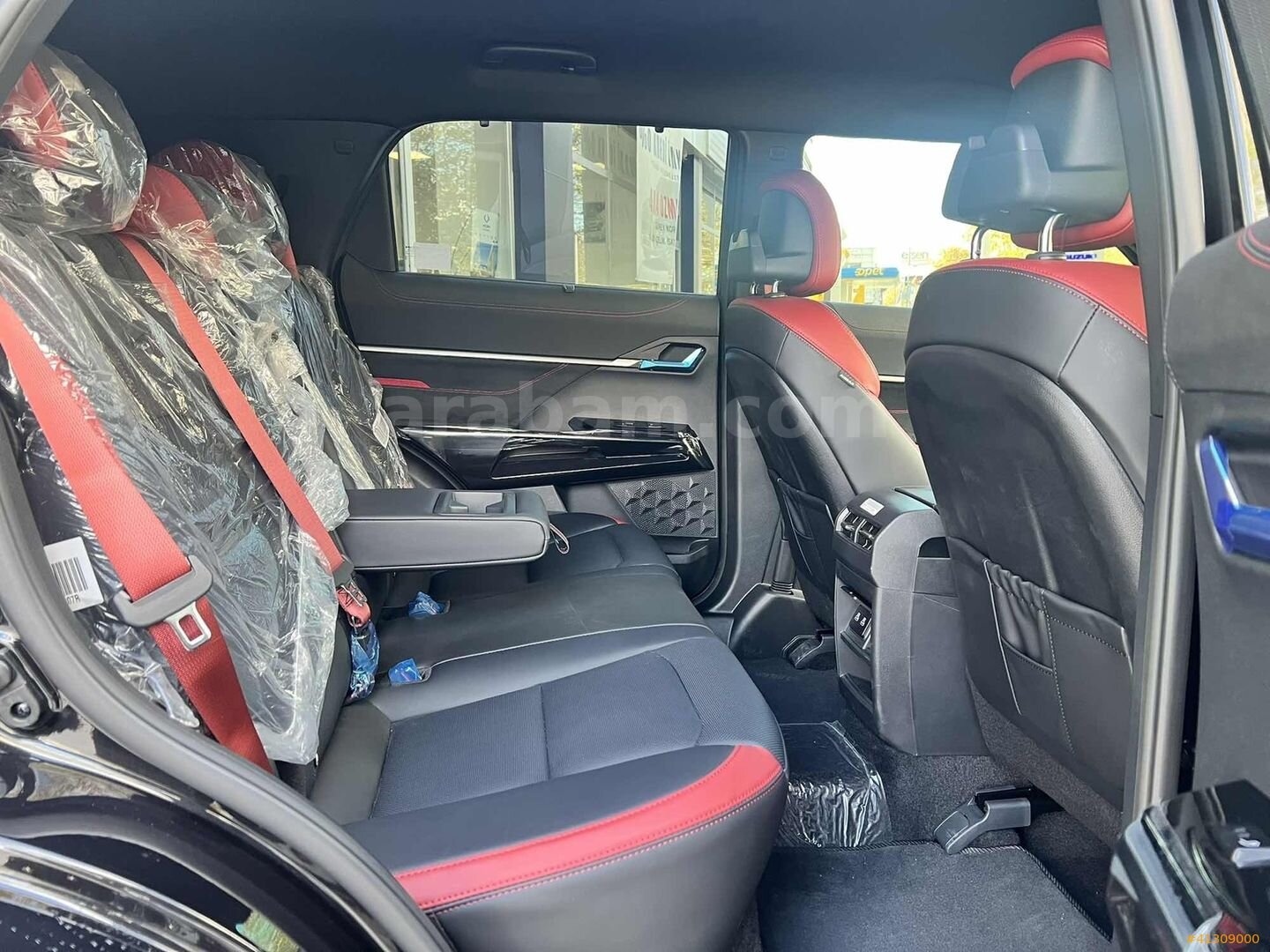 Galeriden KGM SsangYong Actyon 1.5 T-GDI 2025 Model Sakarya 9.900 km Siyah 4