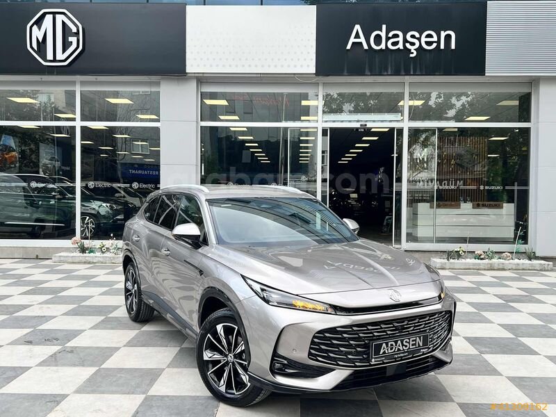 MG Bayii ADAŞEN'den 6.700KM 'İLK EL' 2024 HS (YENİ KASA) LUXURY